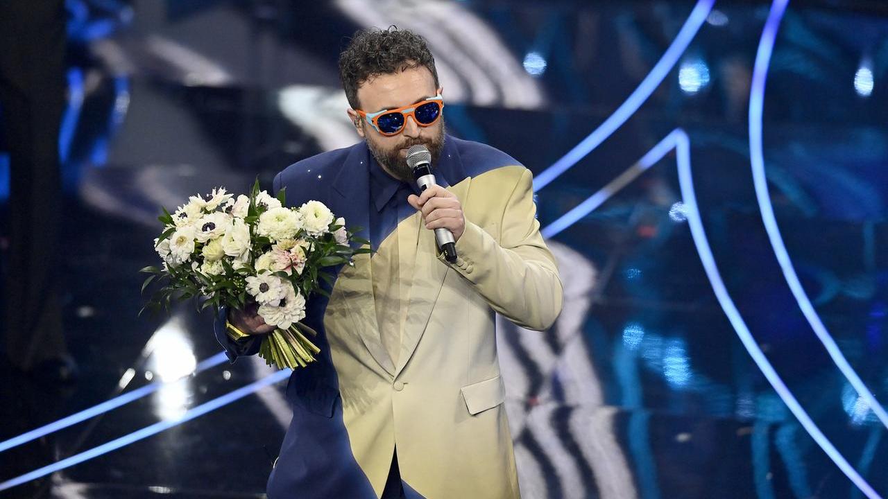 Cento, Dargen D’Amico protagonista al Carnevale