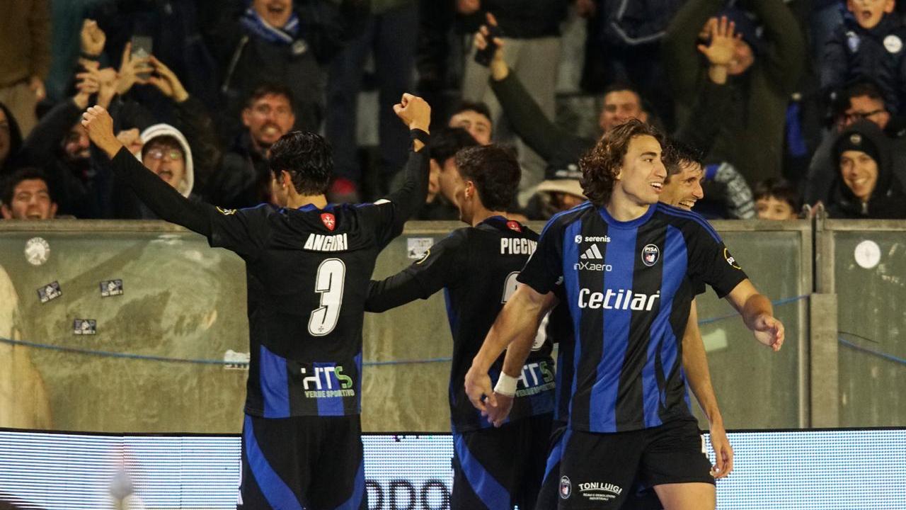 Moreo si abbona al gol e il Pisa non si ferma, il Bari cade 2-0 all’Arena