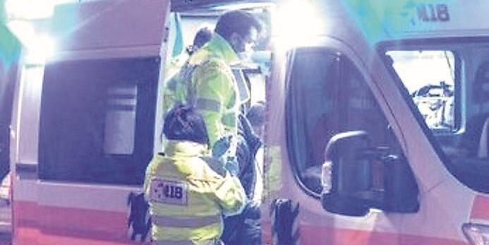 Montecreto, manca la luce: coppia di anziani accende un generatore in casa e rimane intossicata