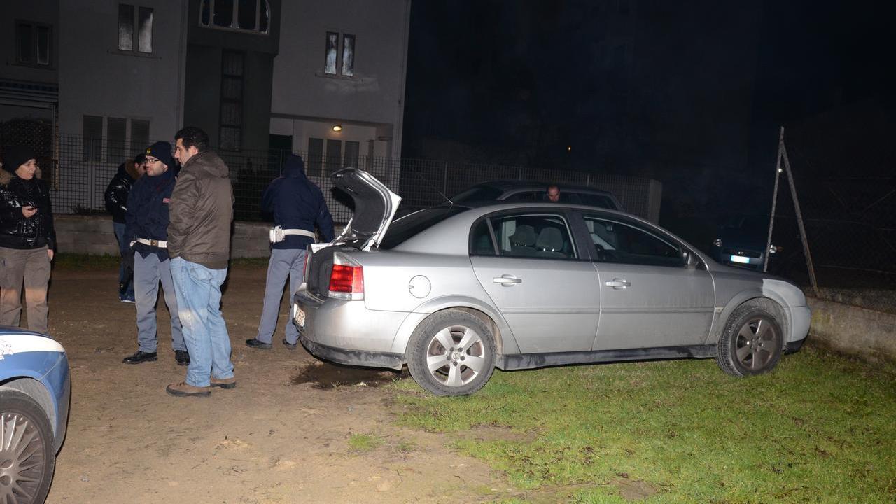 Il gioielliere sequestrato e chiuso nel bagagliaio dell’auto