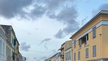 Il ballo sardo è una bella tradizione ragazzi e ragazze provate per credere