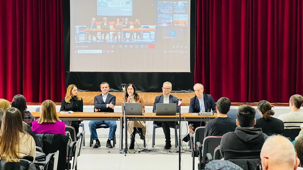 Alghero, la presidente Todde incontra gli studenti del liceo scientifico