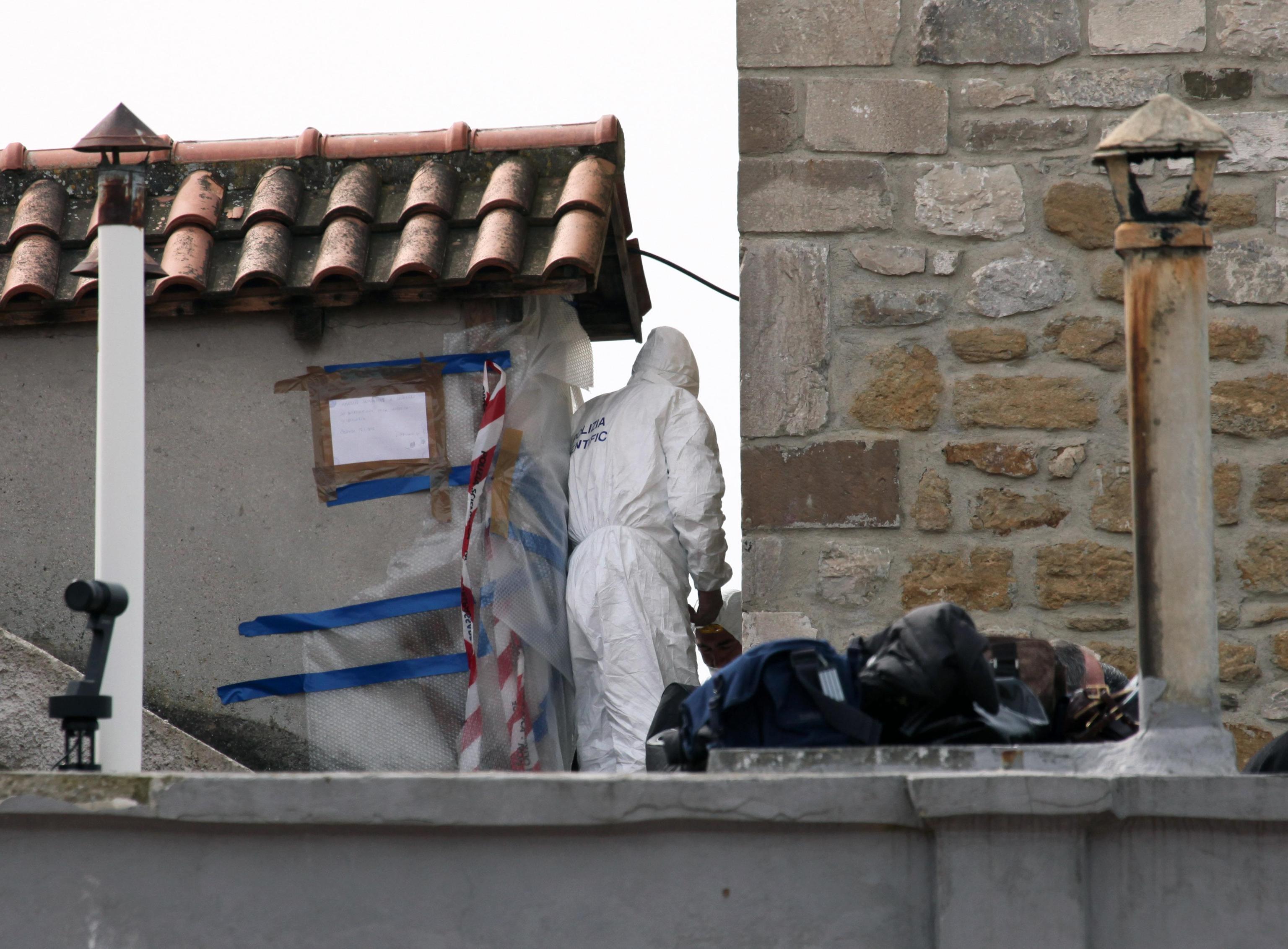 La polizia scientifica al lavoro sul caso Claps