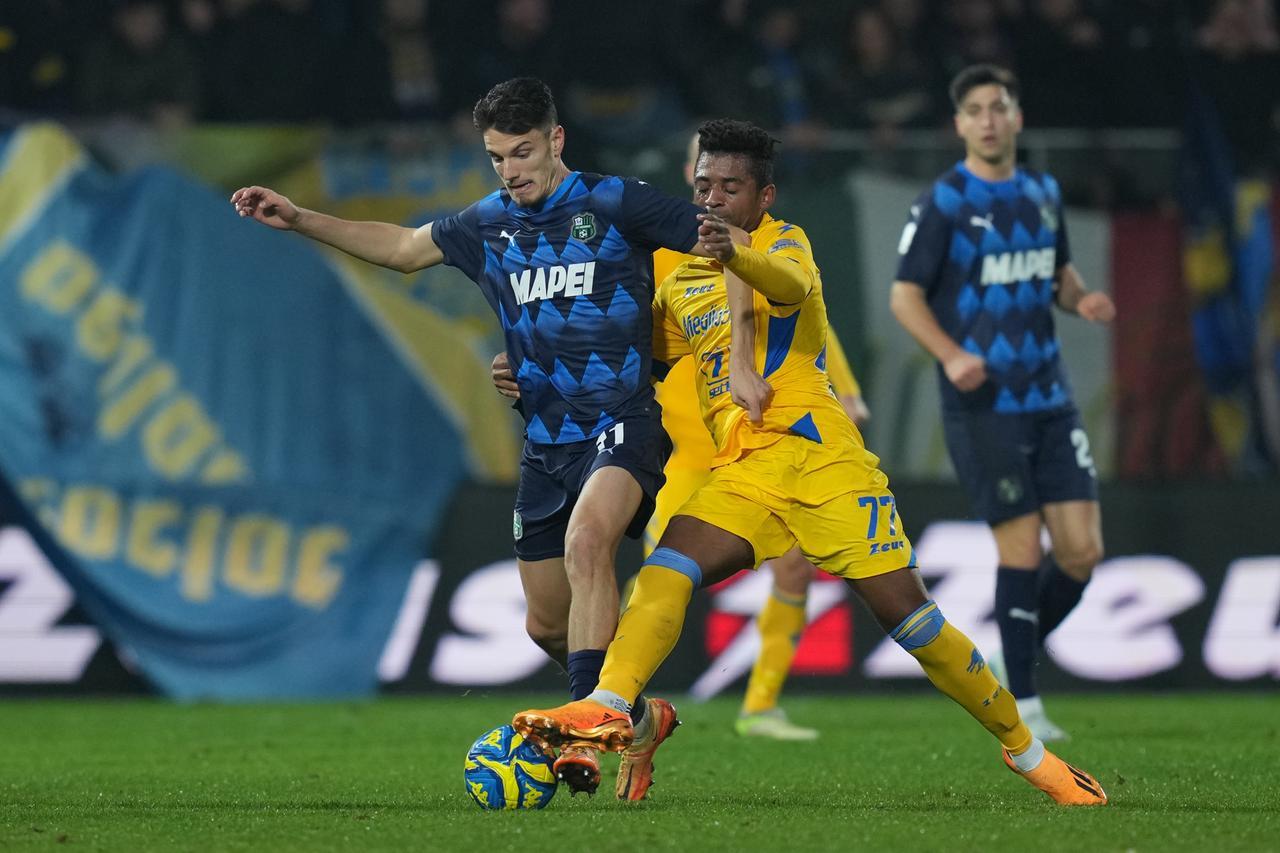 Il Sassuolo stende il Frosinone in rimonta: finisce 2-1