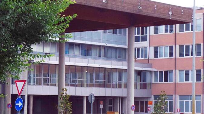 Ferrara, l’assicurazione non ha i soldi. Il Sant’Anna paga il risarcimento