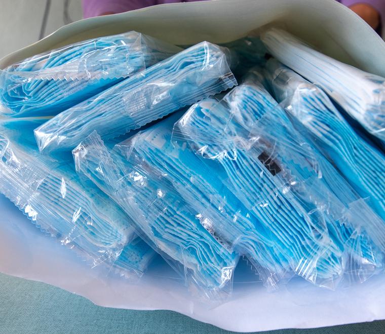 Ferrara, frode delle mascherine irregolari. Ora il Comune chiede i danni