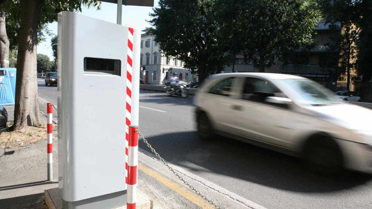 Firenze, autovelox sui viali fiorentini, l'autovelox di viale Gramsci © Niccolò Cambi / Massimo Sestini