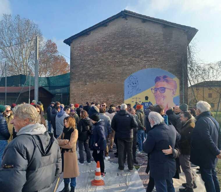 Murales per Federico a Cortile di Carpi. «Il suo ricordo resterà per sempre vivo in noi»