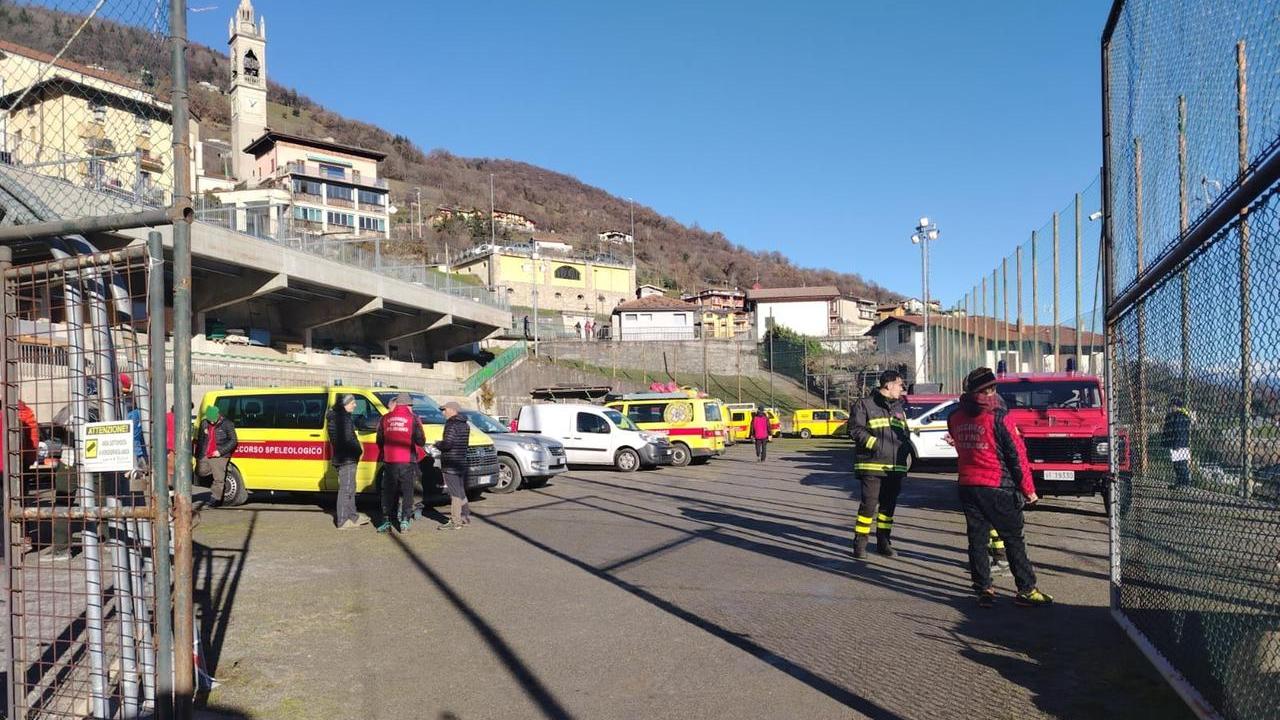 Speleologa intrappolata in una grotta a Bergamo, soccorsi anche dall’Emilia