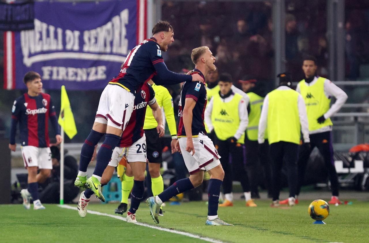Bologna-Fiorentina 1-0, la marcia viola si ferma: decide Odgaard