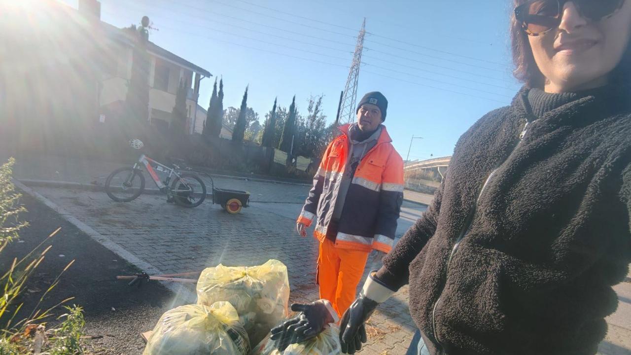 Livorno, ben 18 chili di rifiuti tolti da via di Popogna: complimenti a Mr Green e Azzurra