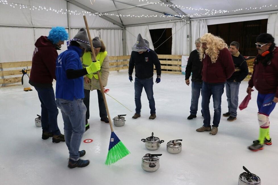 Torna il “Carling” con pentole e scope a Castelnovo Sotto