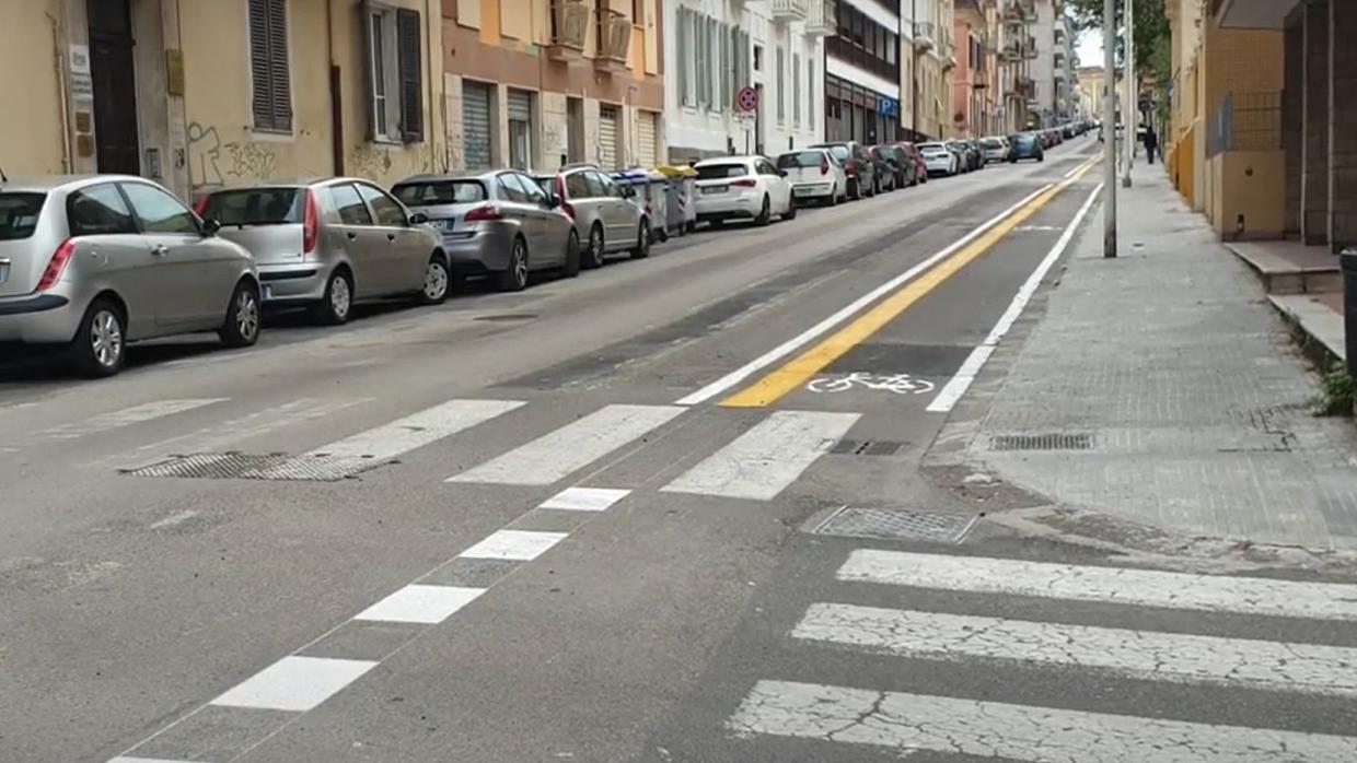 Sassari, in via Diaz tornano i parcheggi e sparisce la pista ciclabile