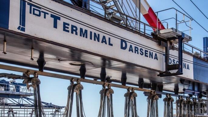 «I container restano la priorità per lo sviluppo del porto di Livorno»