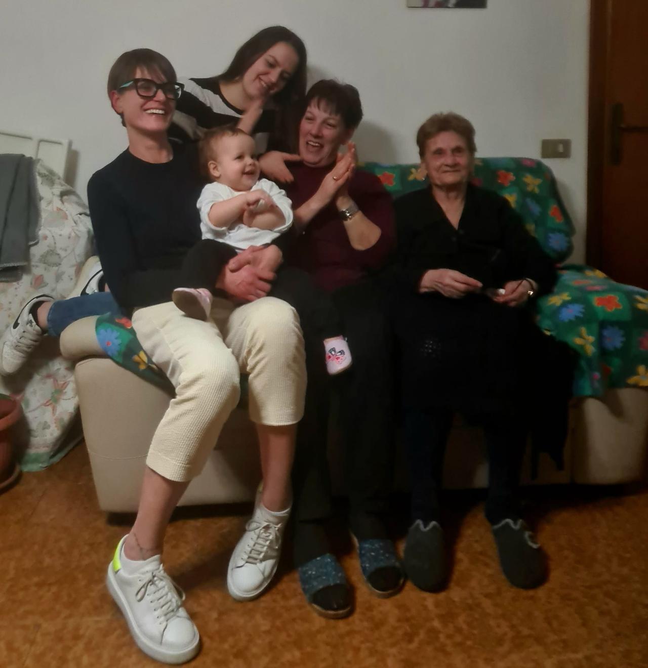 
	Le cinque generazioni della famiglia Spadafora

