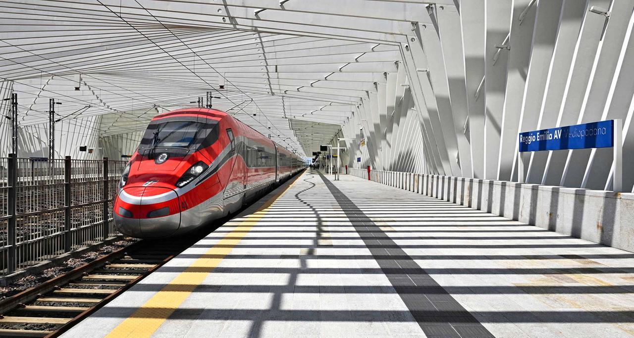 Anche da Reggio Emilia in treno per le piste da sci e i mercatini di Natale