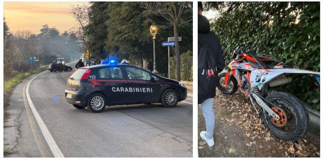 Scontro tra auto e moto, ferito un 16enne