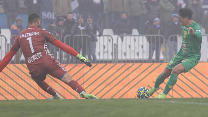 Un'azione dell'azzurro