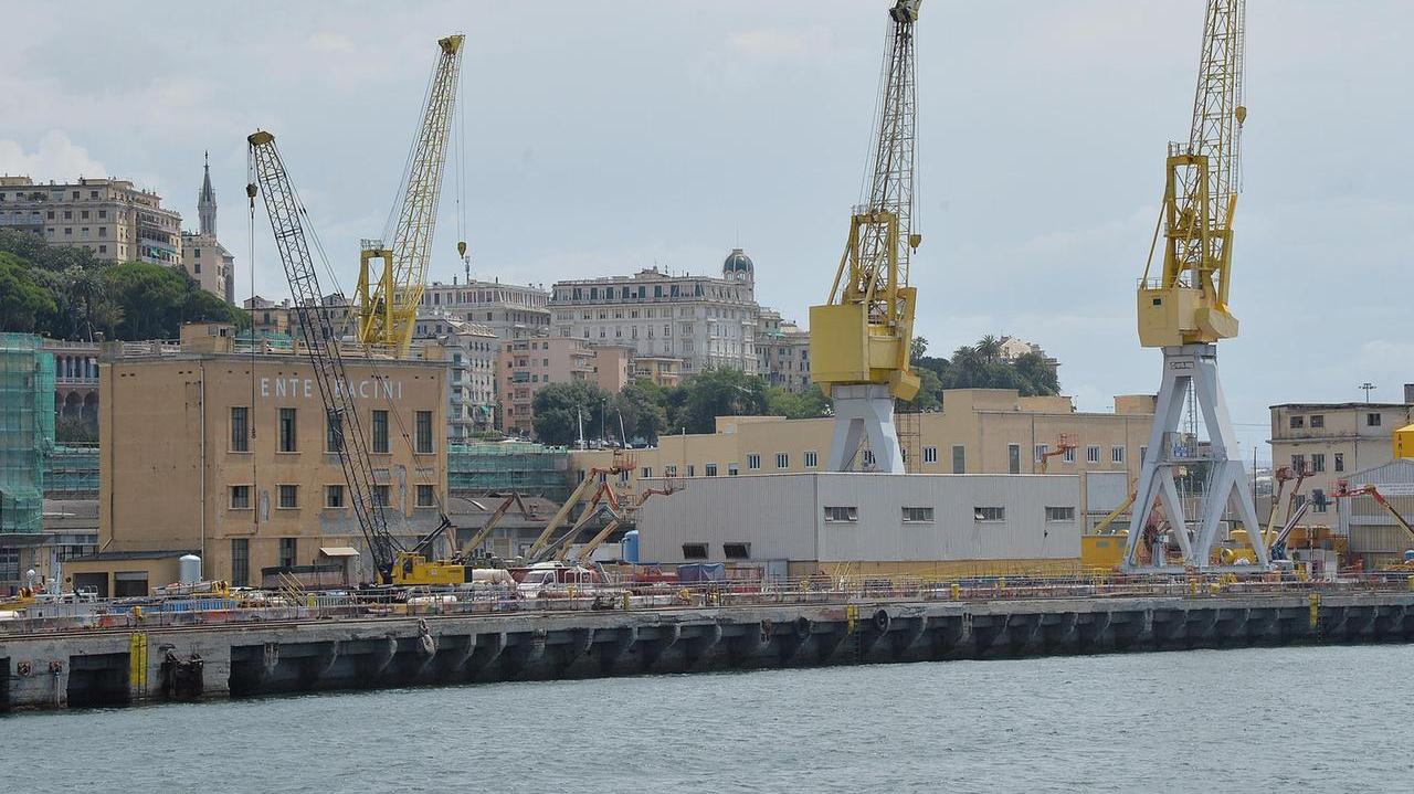 Porto di Genova Voltri (foto d'archivio)