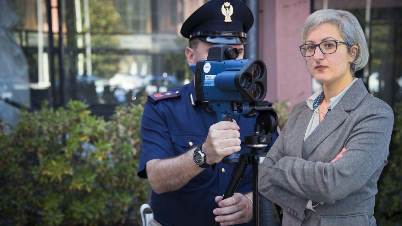 L’autovelox, il passaggio contemporaneo di veicoli e la multa da impugnare