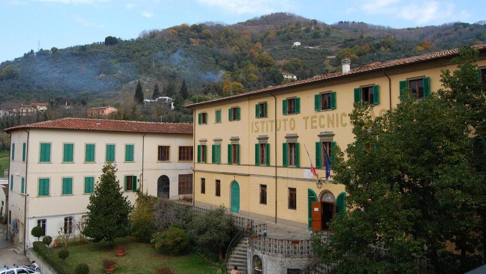 Accorpamenti scolastici, bocciata l’idea di un unico comprensivo a Pescia. L’agrario verso la fusione con il liceo Lorenzini