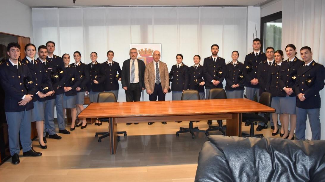 Prato, sono arrivati 17 nuovi agenti di polizia in Questura