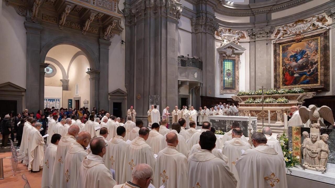 Pescia, processione e messa in Cattedrale: preparativi per l’apertura del Giubileo