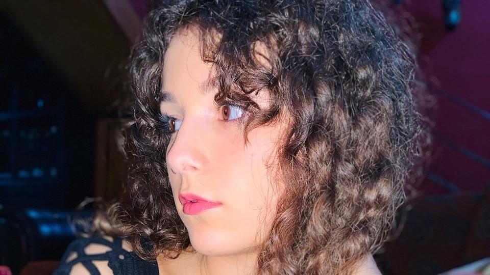 Morì a 15 anni di incidente, il liceo Paglietti consegna il diploma di maturità ai genitori di Elisa Riccobono