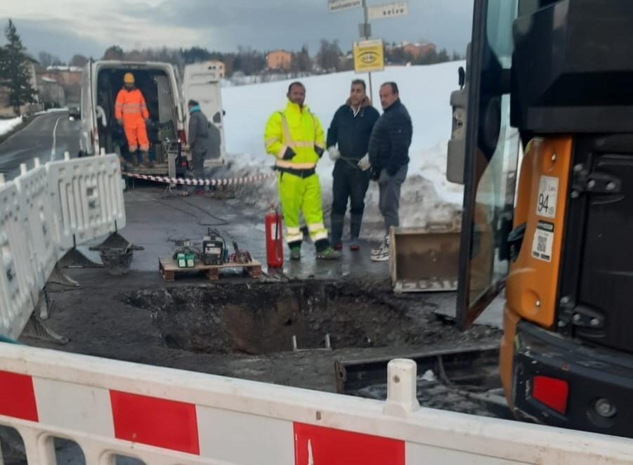 Zocca, rompono una condotta del gas durante gli scavi: 500 famiglie al freddo
