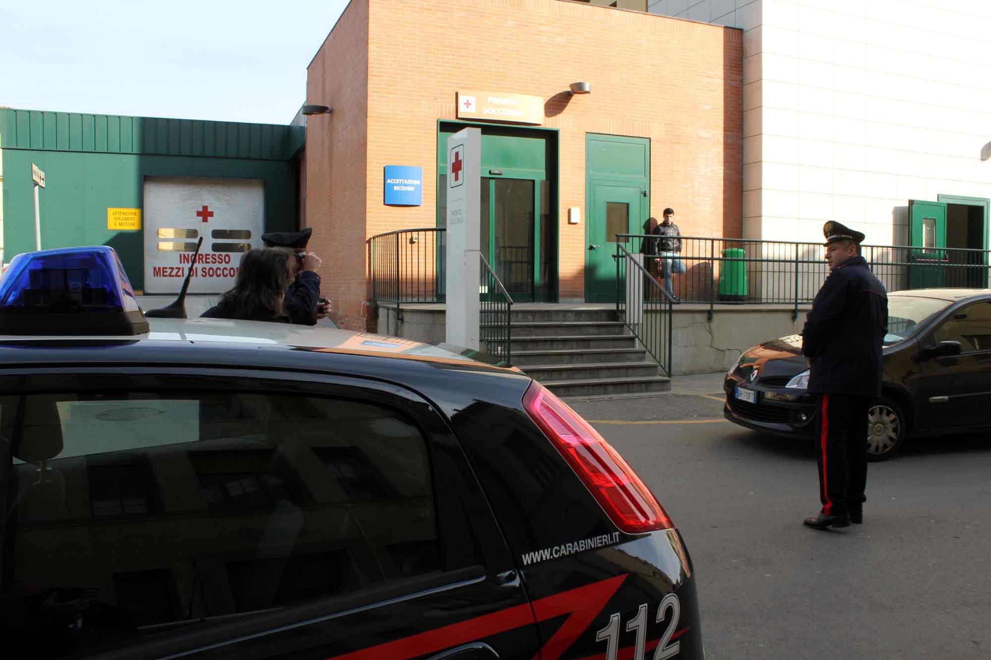 Carabinieri al pronto soccorso di Livorno (foto d'archivio)
