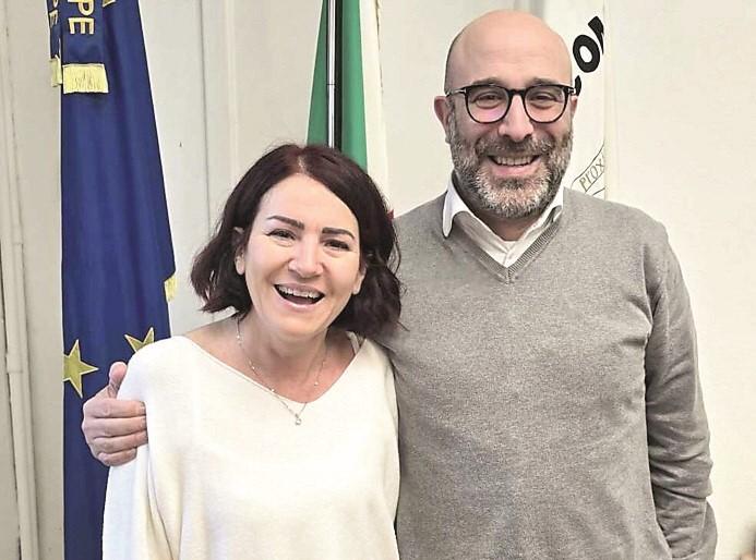 Infermiera salva neonato in arresto cardiaco per strada: omaggio di sindaco e Ausl