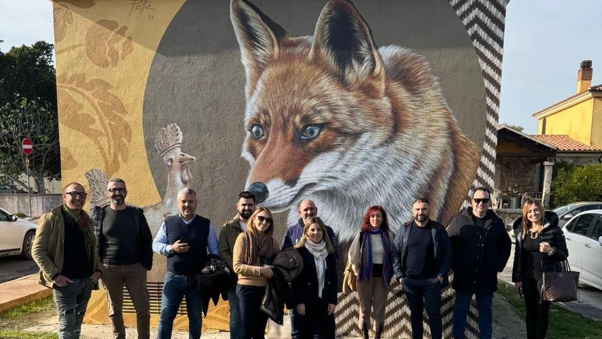 A San Teodoro le cabine elettriche diventano opere d’arte