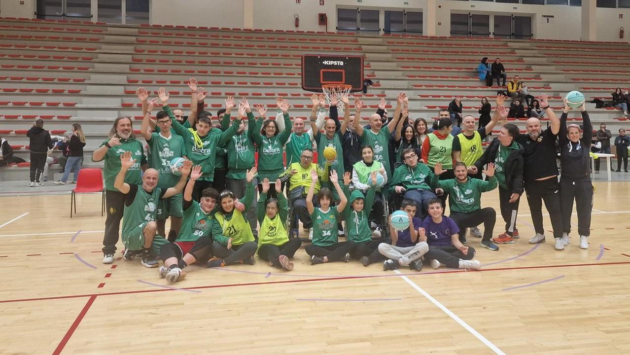 L’inclusione si fa coi canestri, a Oristano esordio per il baskin