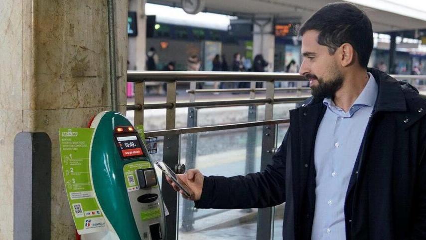 Un nuovo sistema per comprare con carta di credito il biglietto del treno