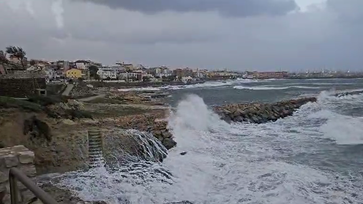 Maltempo a Porto Torres, il sindaco attiva il Centro operativo della protezione civile