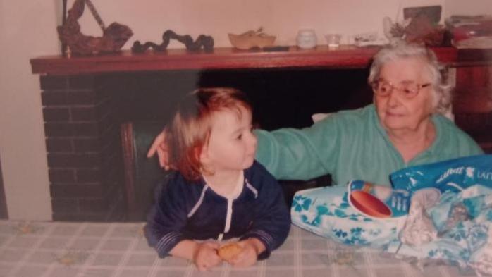 Cari, carissimi parenti della mia infanzia il vostro ricordo vive ed è il regalo più bello