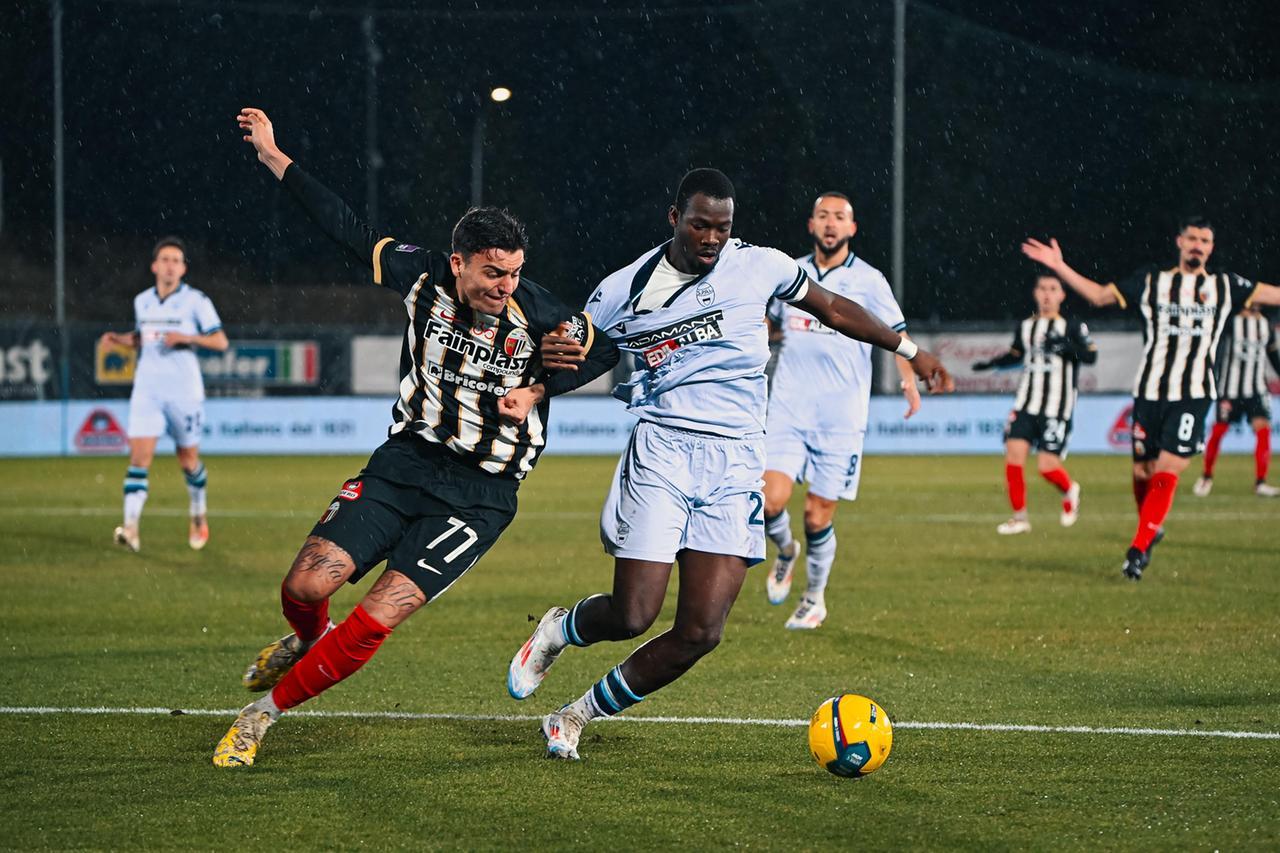 Ascoli-Spal 1-1, i biancazzurri rimontano e si tengono stretti il punto