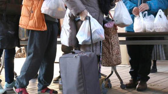 Sardi sempre più poveri, colpiti pensionati e laureati<br type="_moz" />