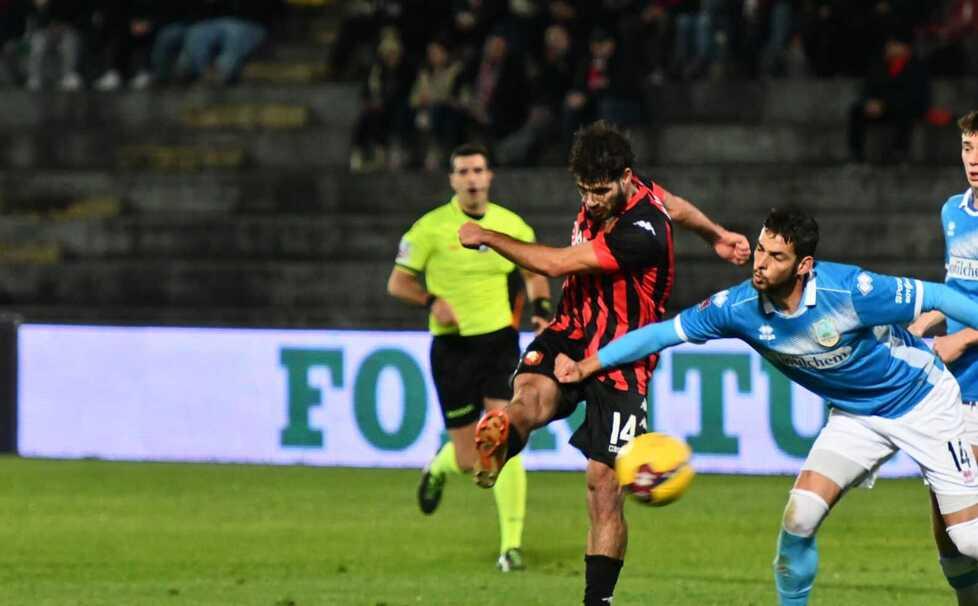 Lucchese, un pari amaro: contro il Pineto finisce 3-3