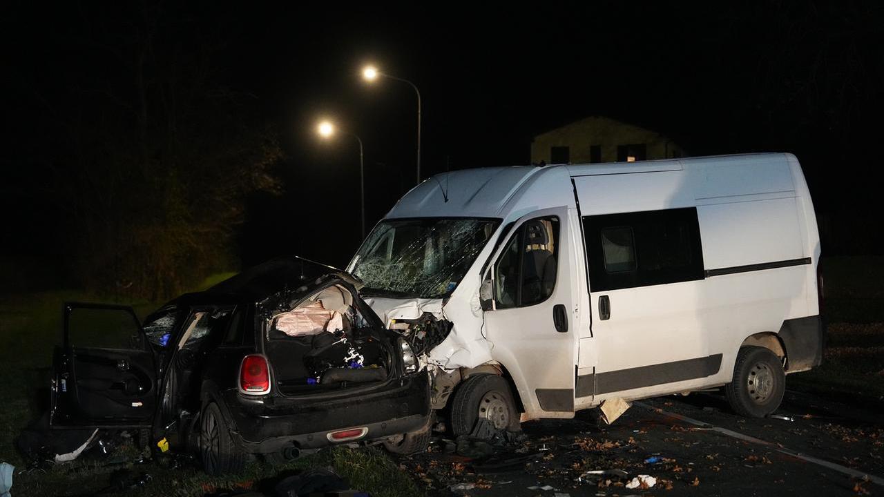 Il tragico incidente di via Tirabassi: il bilancio è di due morti. Non ce l’ha fatta l’uomo di 83 anni rimasto ferito