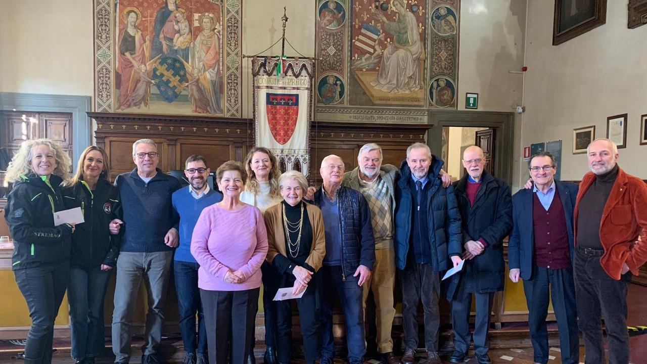 La massoneria di Prato dona una tonnellata di pasta a quattro associazioni