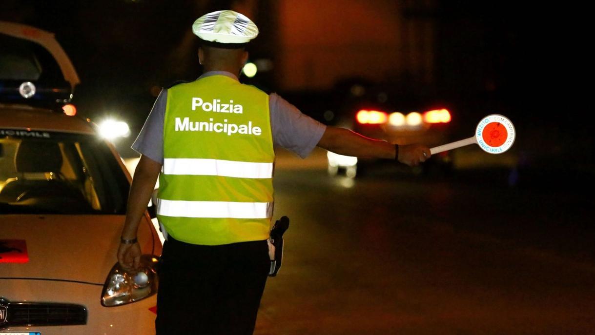 Prato, giro di vite col nuovo Codice della strada: sei patenti ritirate