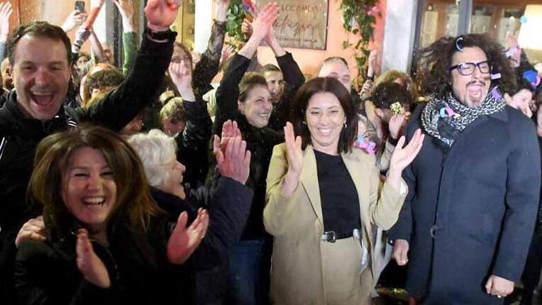 La grande festa a Carrara del ristorante vincitore