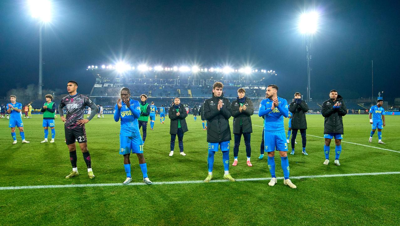 Gli azzurri al termine della sfida con il Torino; (Foto Juri Autovino)