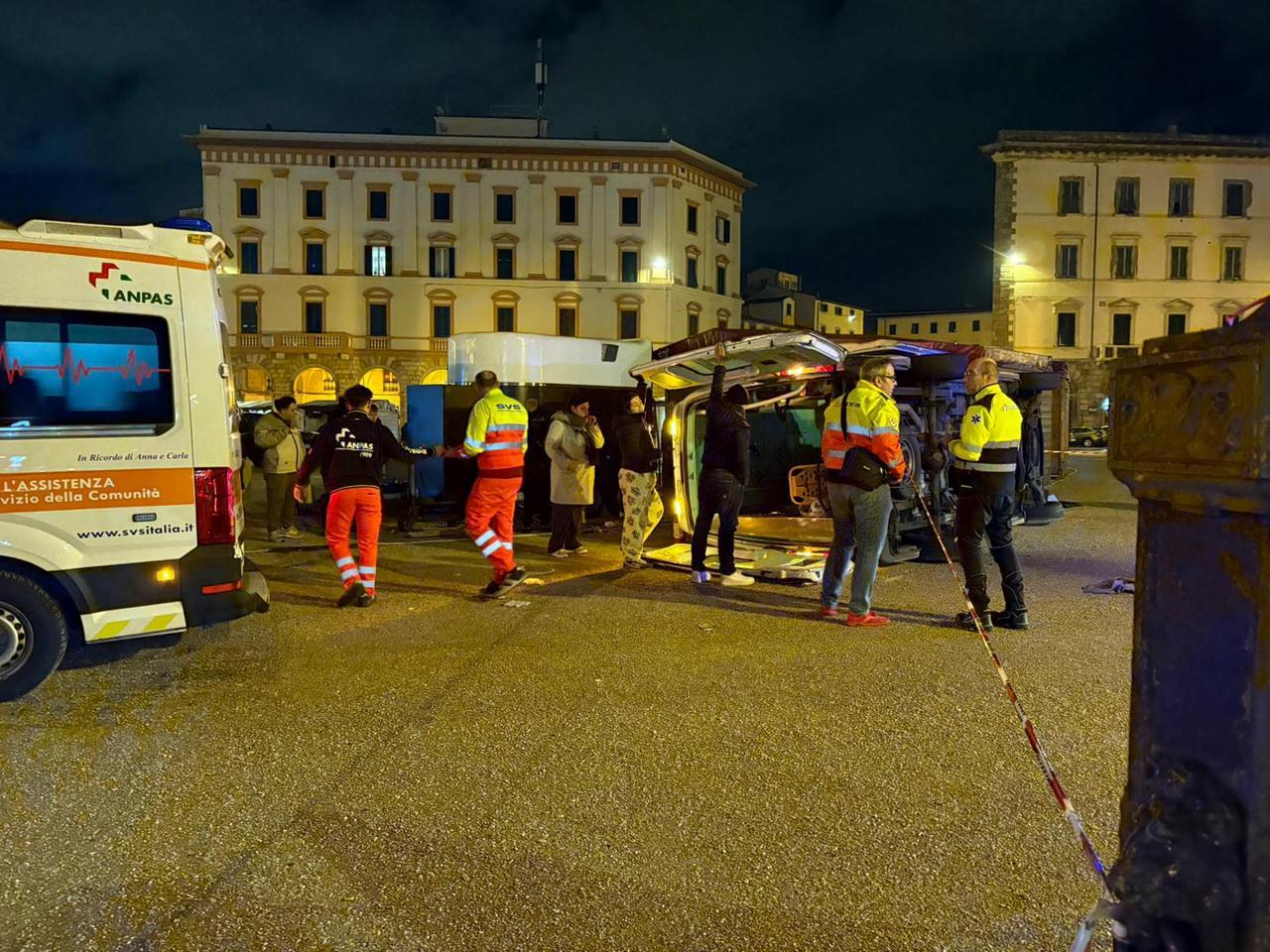 
	L'incidente in piazza della Repubblica

