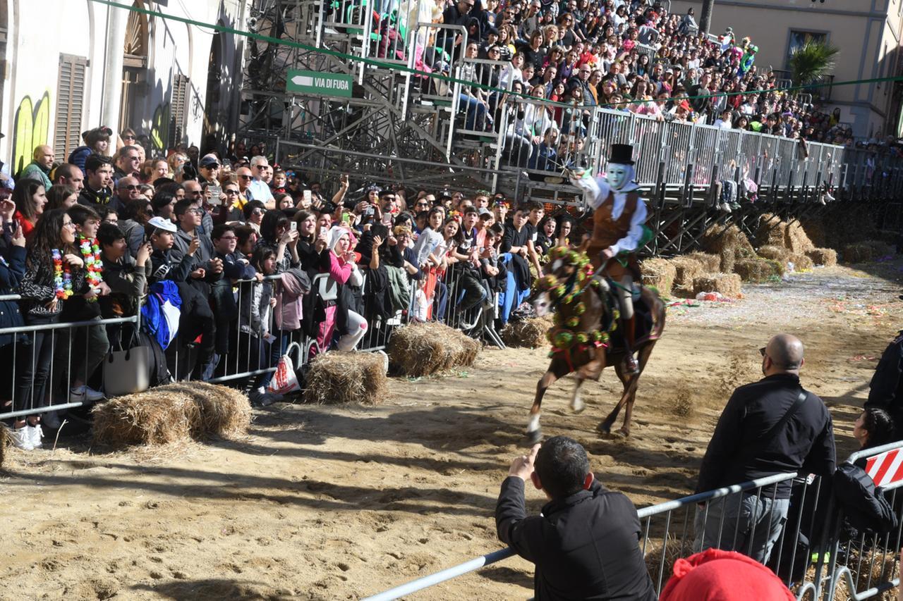 
	Un momento della Sartigliedda (archivio)

