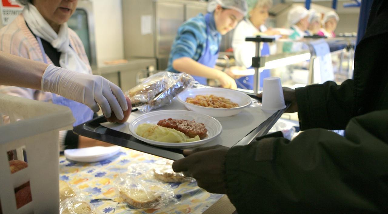 Il Natale della solidarietà: ecco la mappa di pranzi, cene e alloggi per i senzatetto