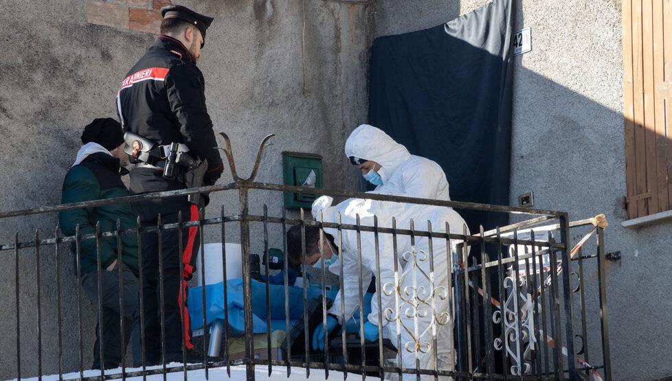 
	Il sopralluogo dei Ris nella casa di Daniela Ruggi a Vitriola

