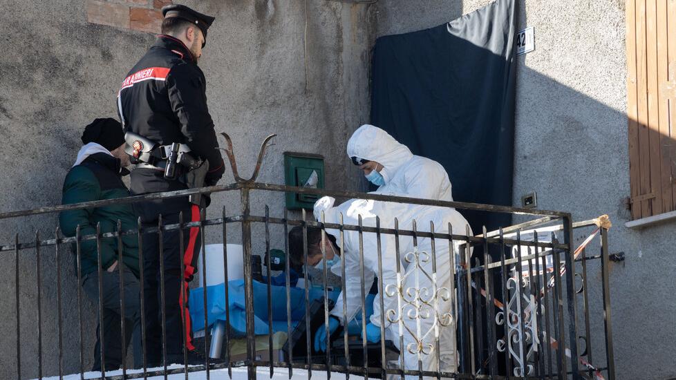 Il sopralluogo dei Ris nella casa di Daniela Ruggi a Vitriola