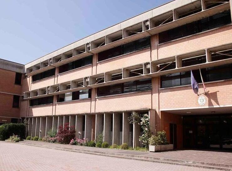 Reggio Emilia, al “Moro” ecco School Card: L’app degli sconti